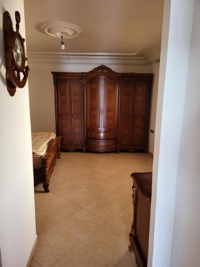 Vaste Appartement Au Centre De Tétouan Екстериор снимка